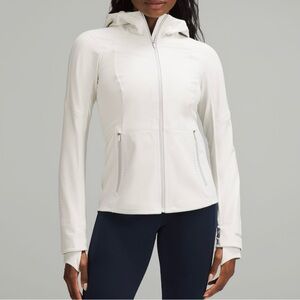 NWT LULULEMON CROSS CHILL PERFORMANCE JACKET IN BONE, SIZE MEDIUM